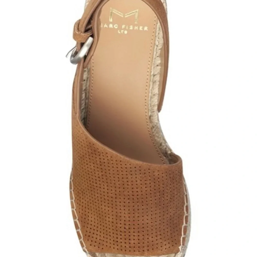 Marc Fisher LTD Andela Espadrille Wedge Sandals Women’s 9.5 Tan Suede NWT